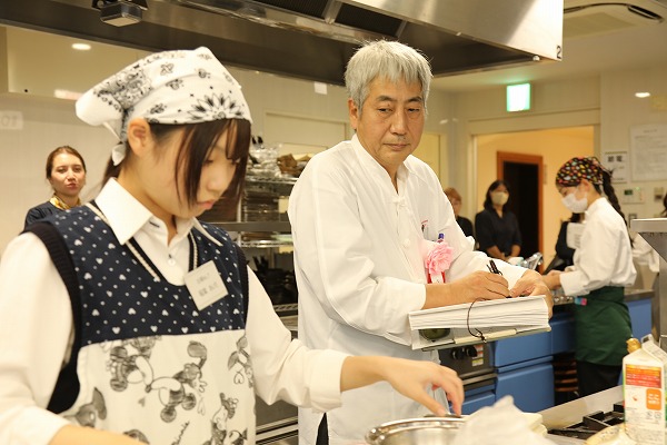 稲葉さんと津村先生